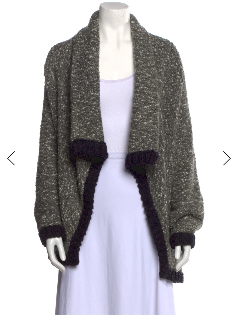 Pristine Brochu Walker $350 Open-Front Charcoal Gray Bouclé Cardigan